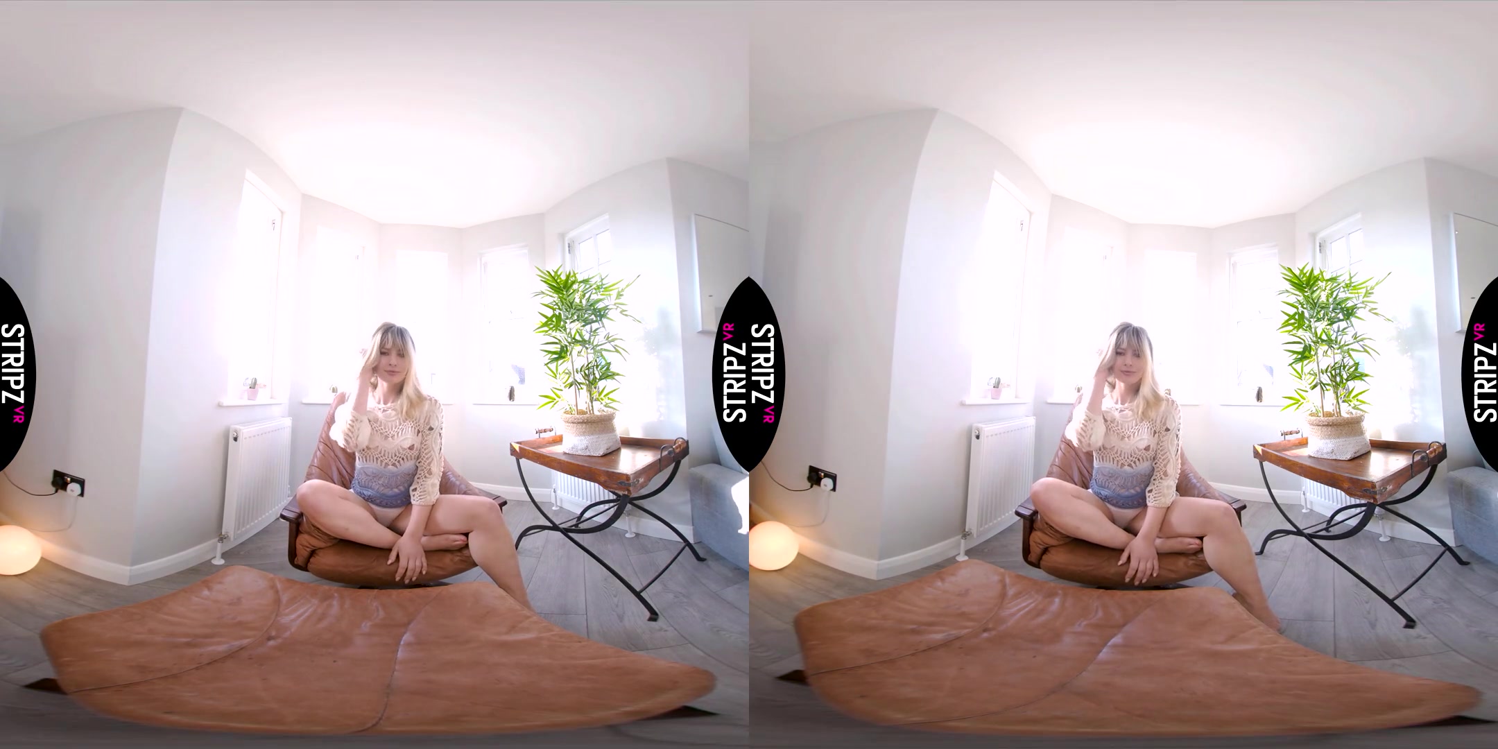 Pippa Doll in Cool Vibes - StripzVR