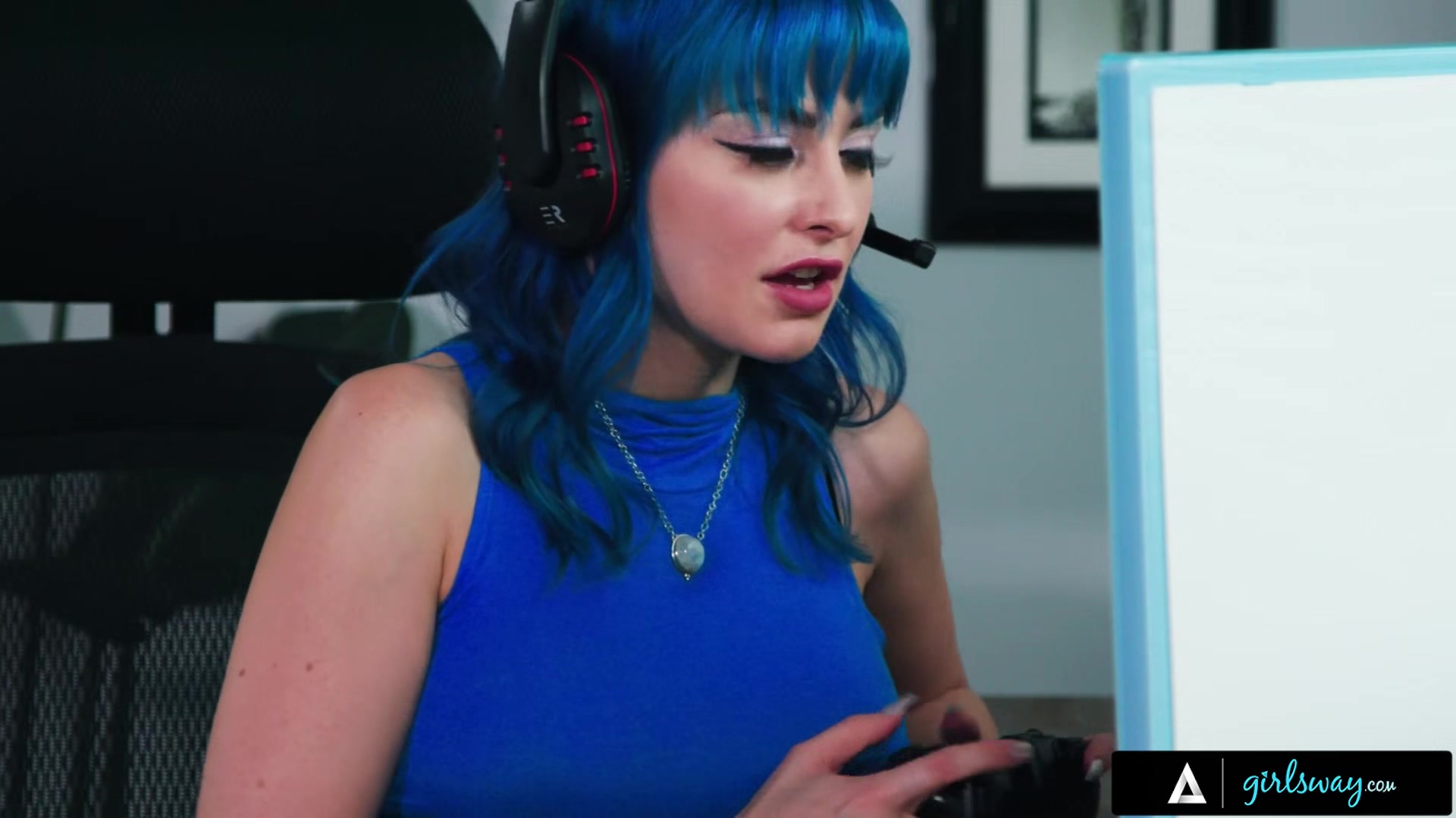 GIRLSWAY - Busty Babe Pays Her Rent With Her Wet Pussy To Her Naughty Gamer Roommate Jewelz Blu