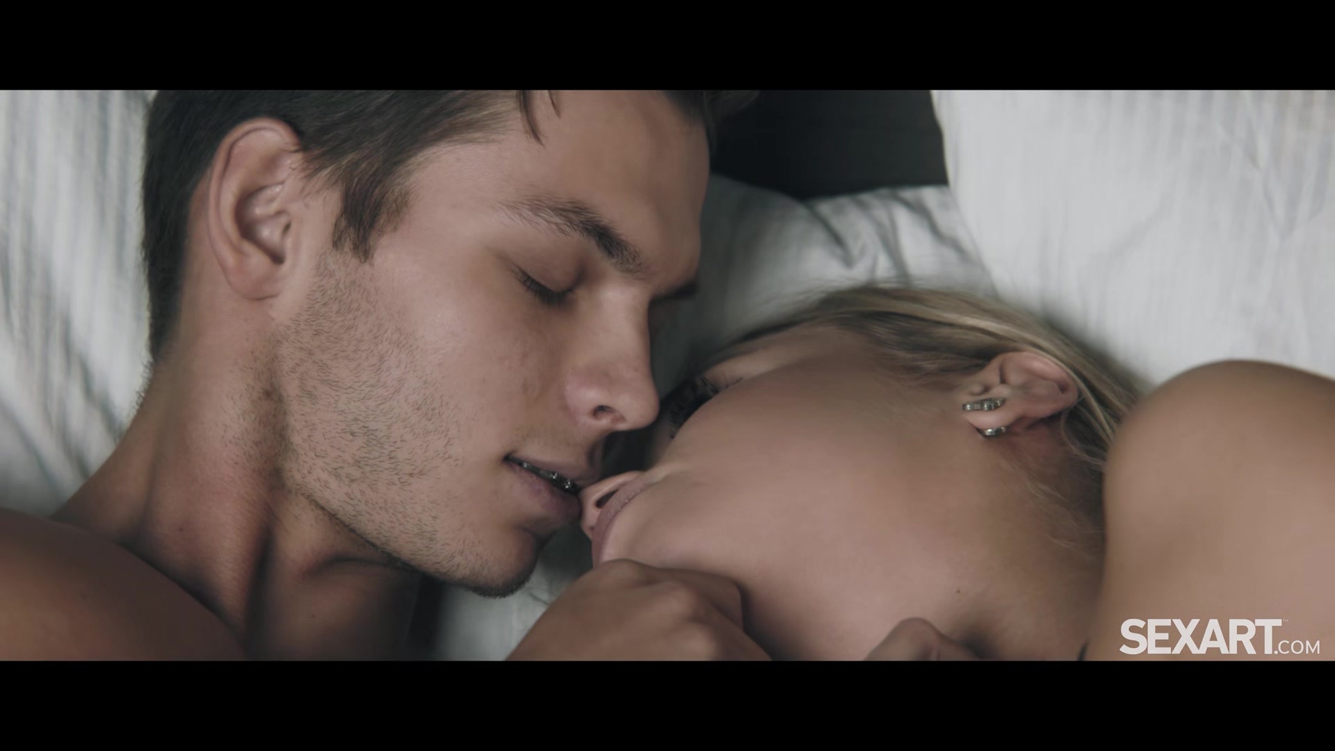 Heavenly Passion - Alexa Flexy & Tommy Gold