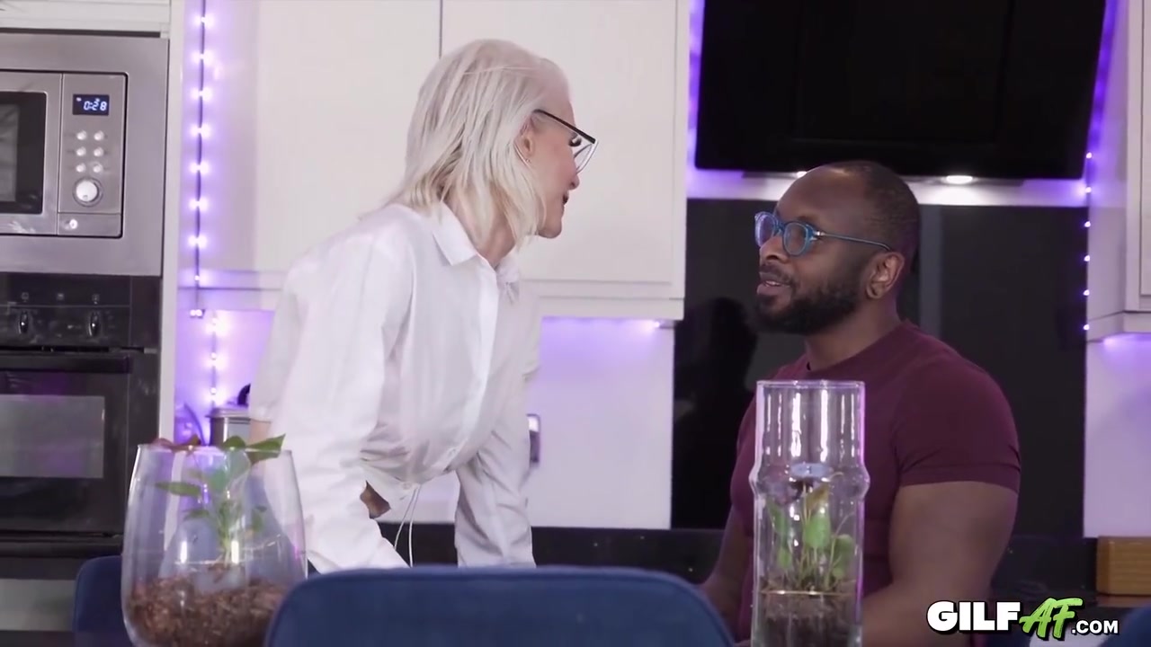Granny Loves Big Black Dick! Gilf Af Hardcore Interracial Granny