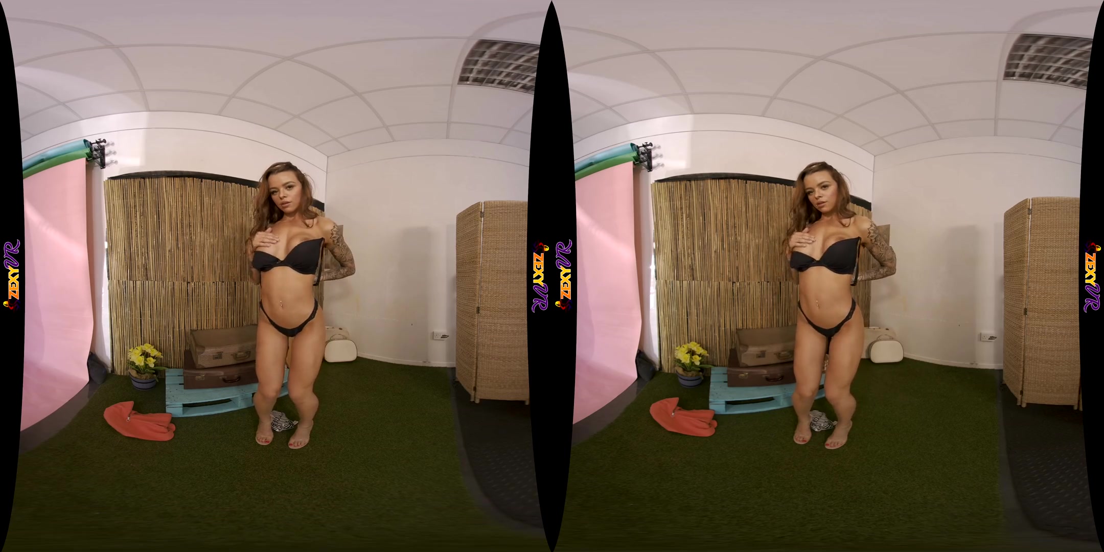 Garden Girl - SexLikeReal
