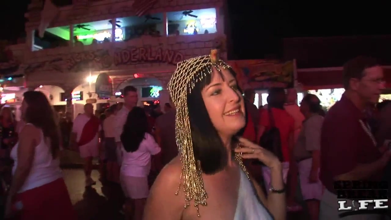 Fantasy Fest Flashers - SpringbreakLife