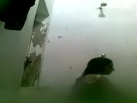 Hot bhabi shows all her curves while having a shower