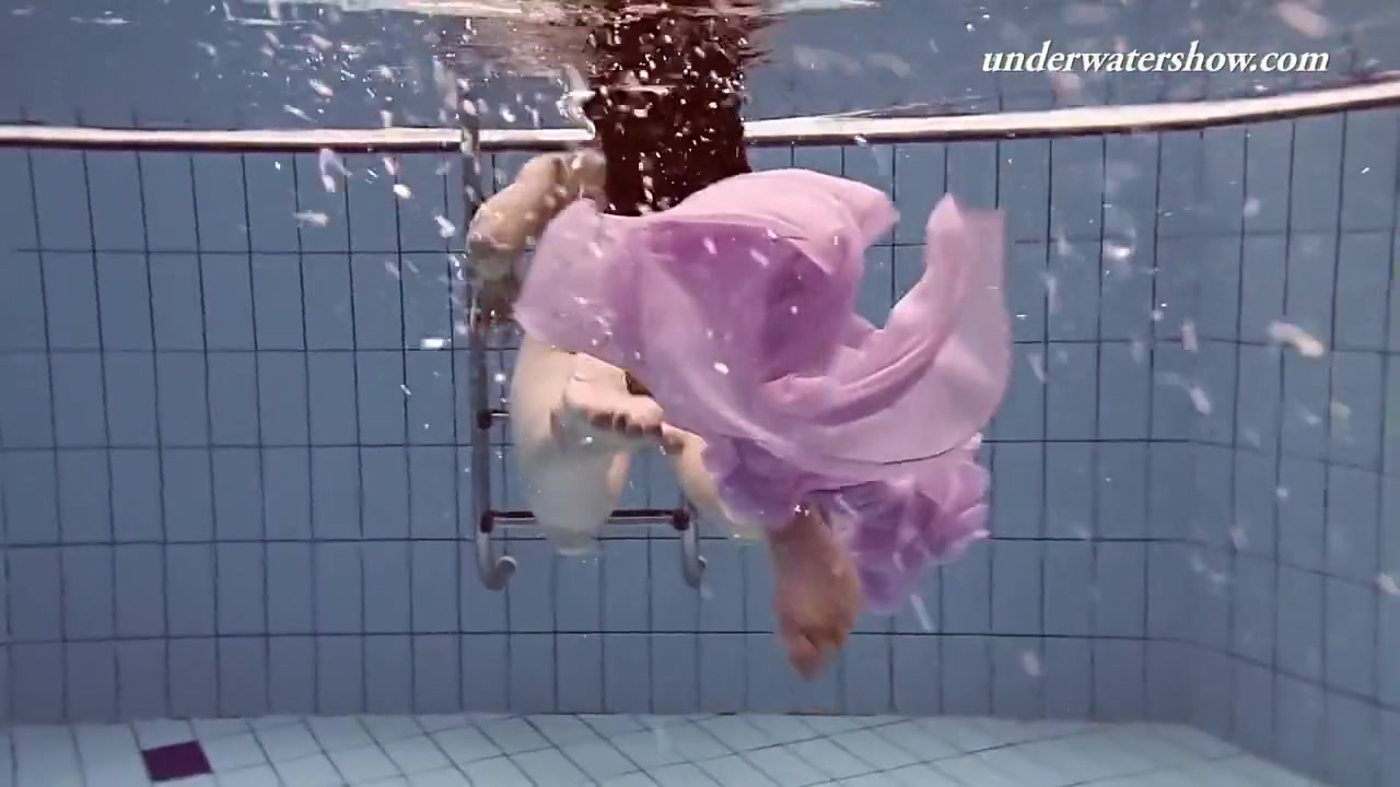 Paulinka Mega Beautiful Big Tits Underwater teen 18+