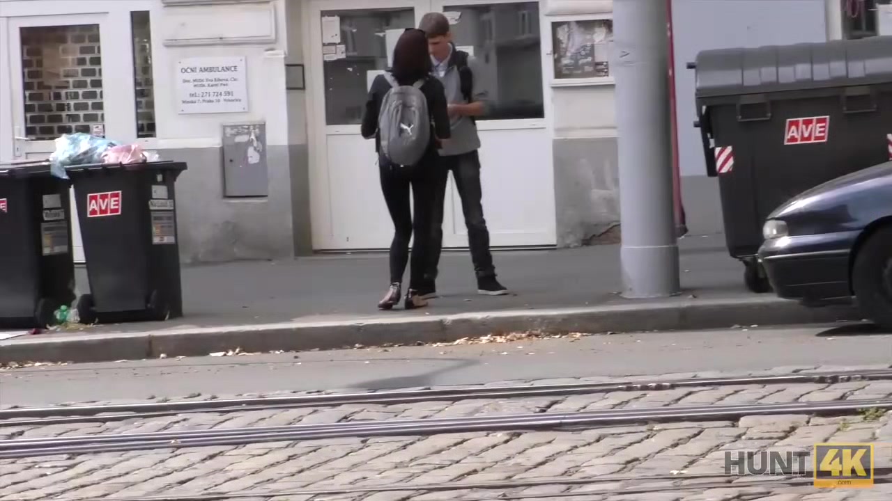 HUNT4K. Good-looking chick couldn't say no to handsome guy with cash
