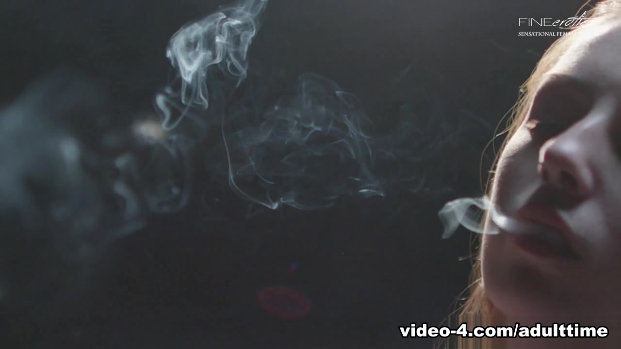 Lilian in Smoking Hot!