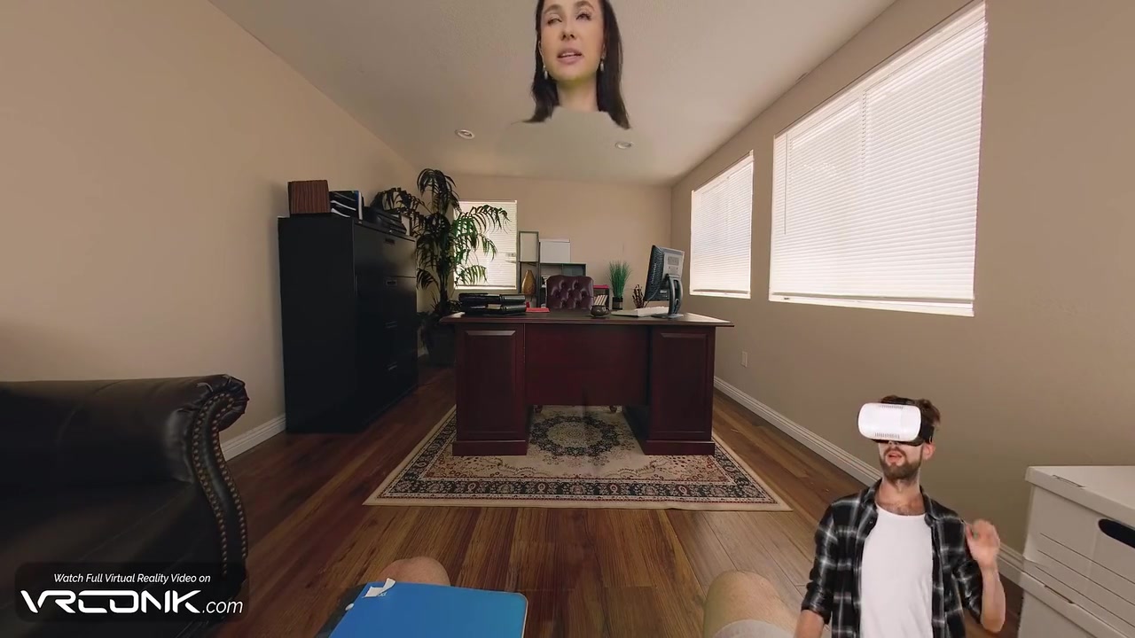 Skinny Violet From The Incredibles Fucks On A Table In Ripped Uniform In Cosplay Parody