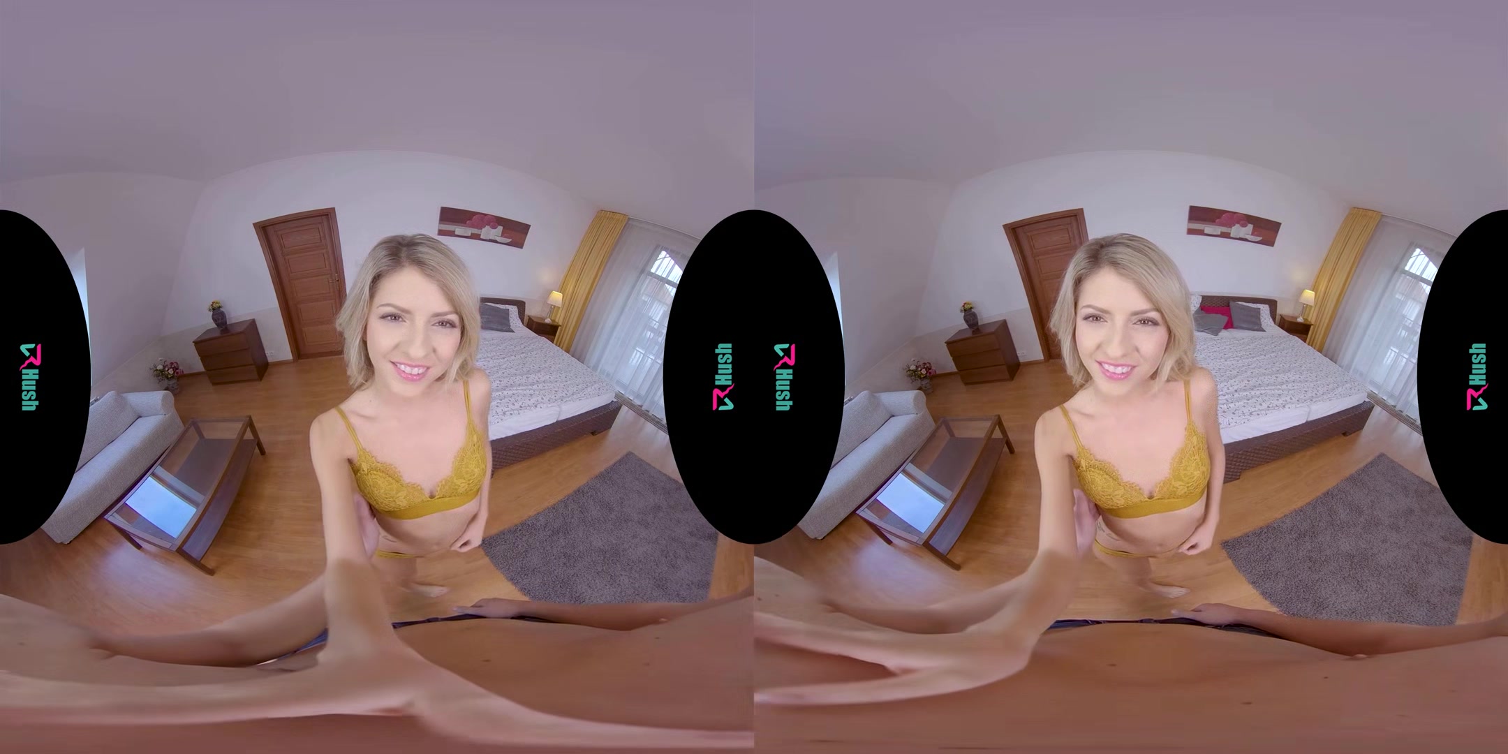 VRHUSH Rebecca Volpetti is ready to drain your cock