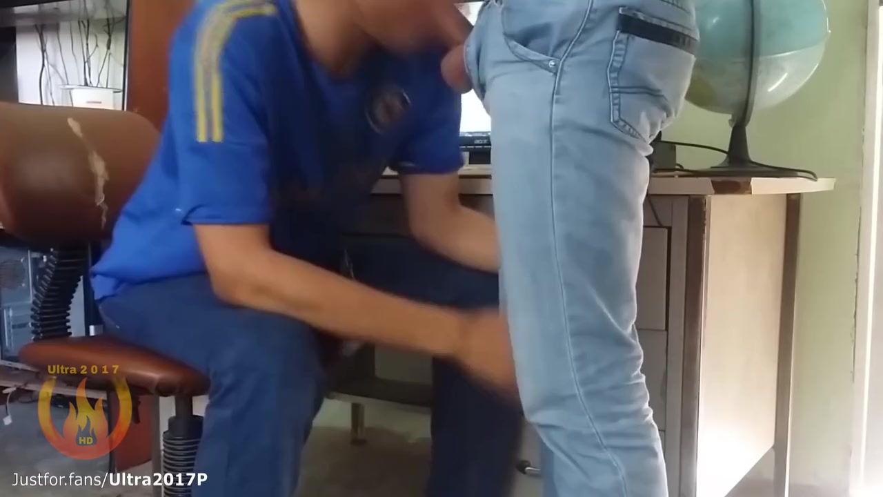 Sucking Straight Coworker While Boss Is Outside