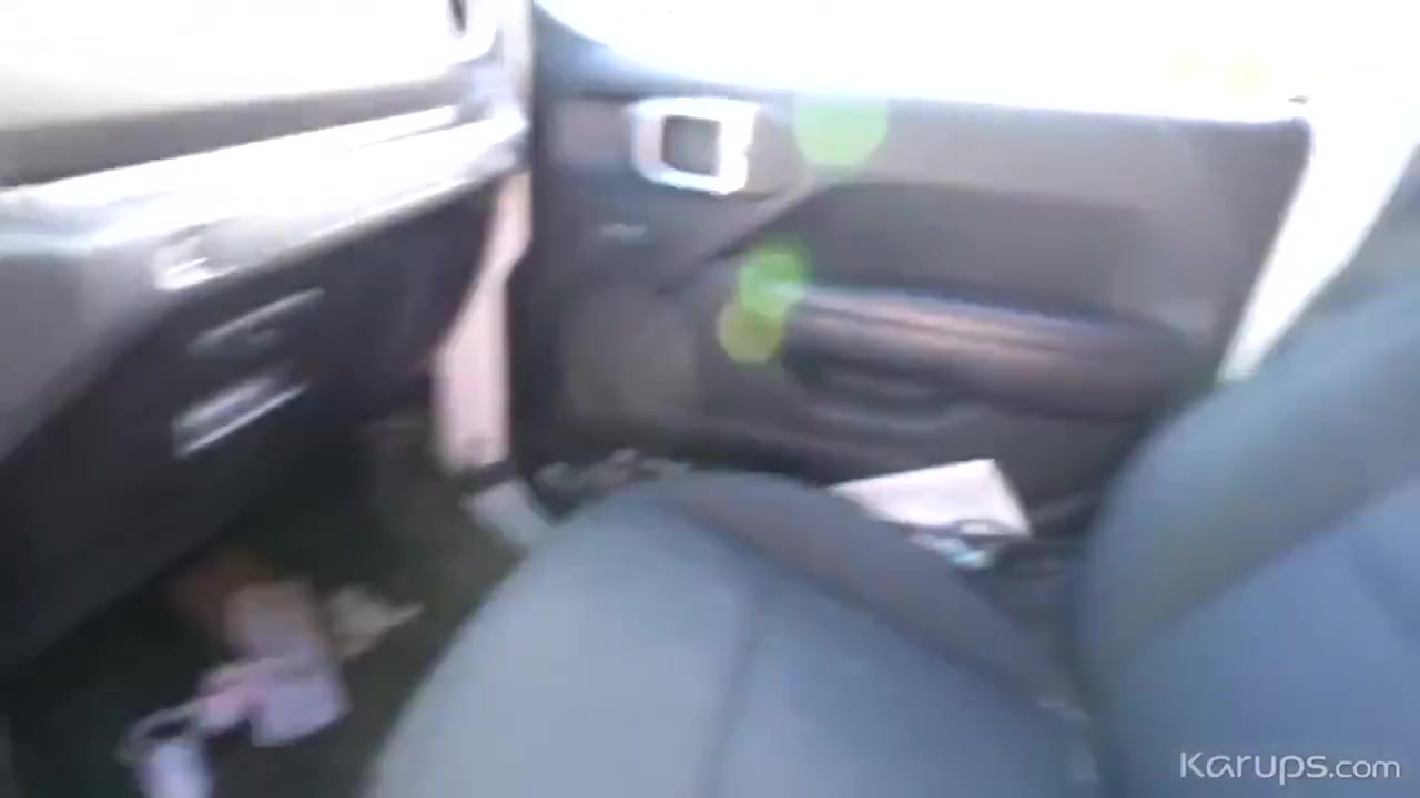 Sarah R, Sarah Raine And Gorgeous Girl In Horny teen 18+ In The Backseat
