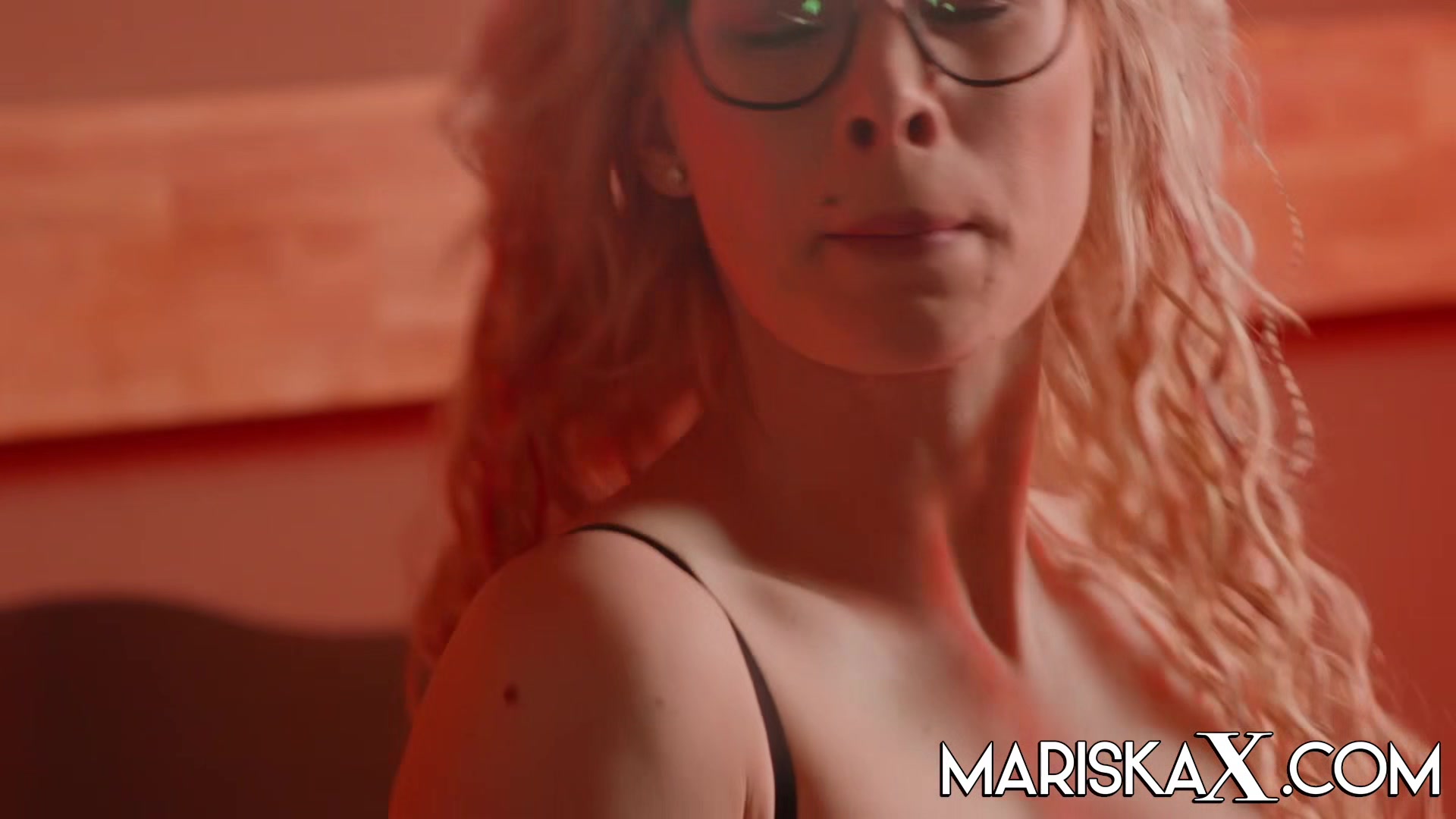 MARISKAX Stunning blonde Tina gets fucked in the cabin