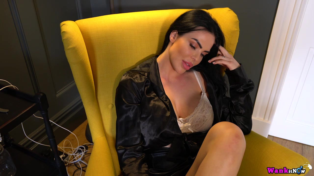 Maxie Rhoads - Childhood Crush - Sexy Videos - WankitNow