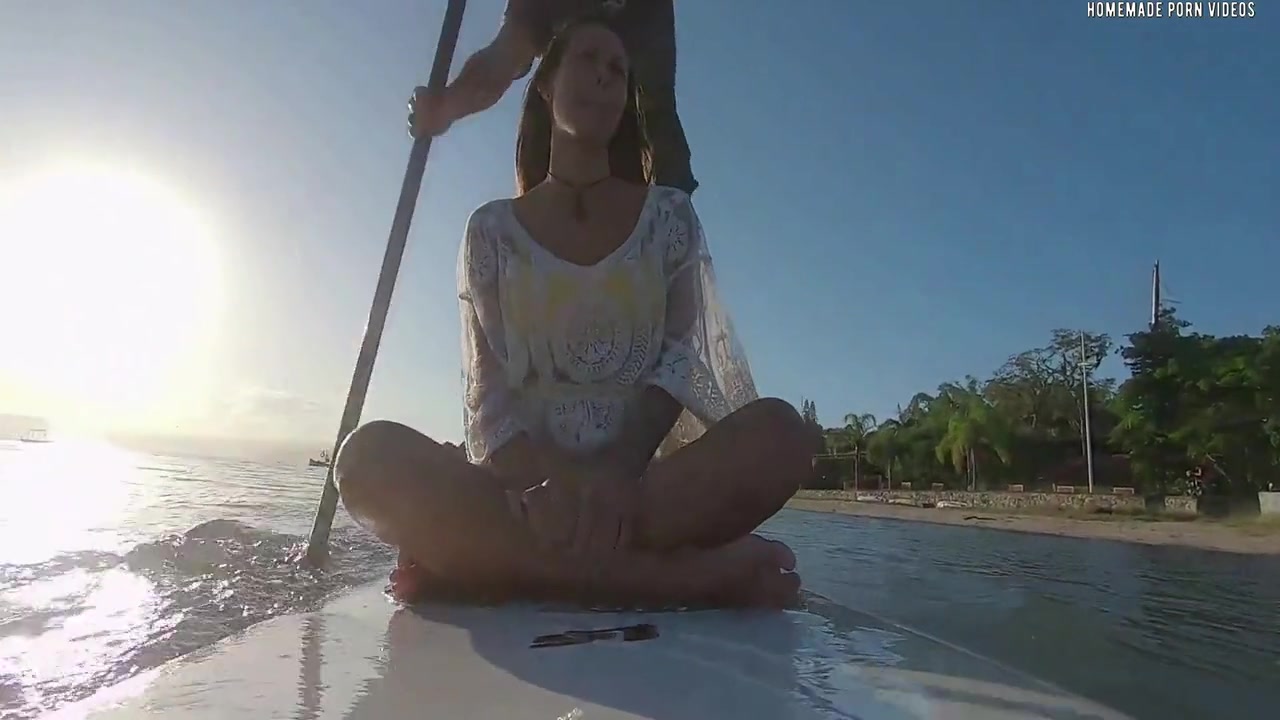 Ana Rothbard - Morena Safada Masturbando E Transando No Stand Up Paddle 6 Min