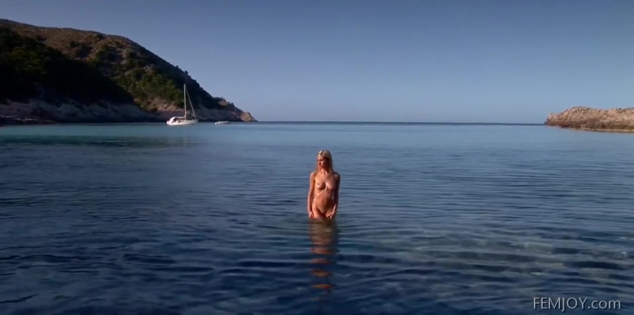 Swimming Corinna