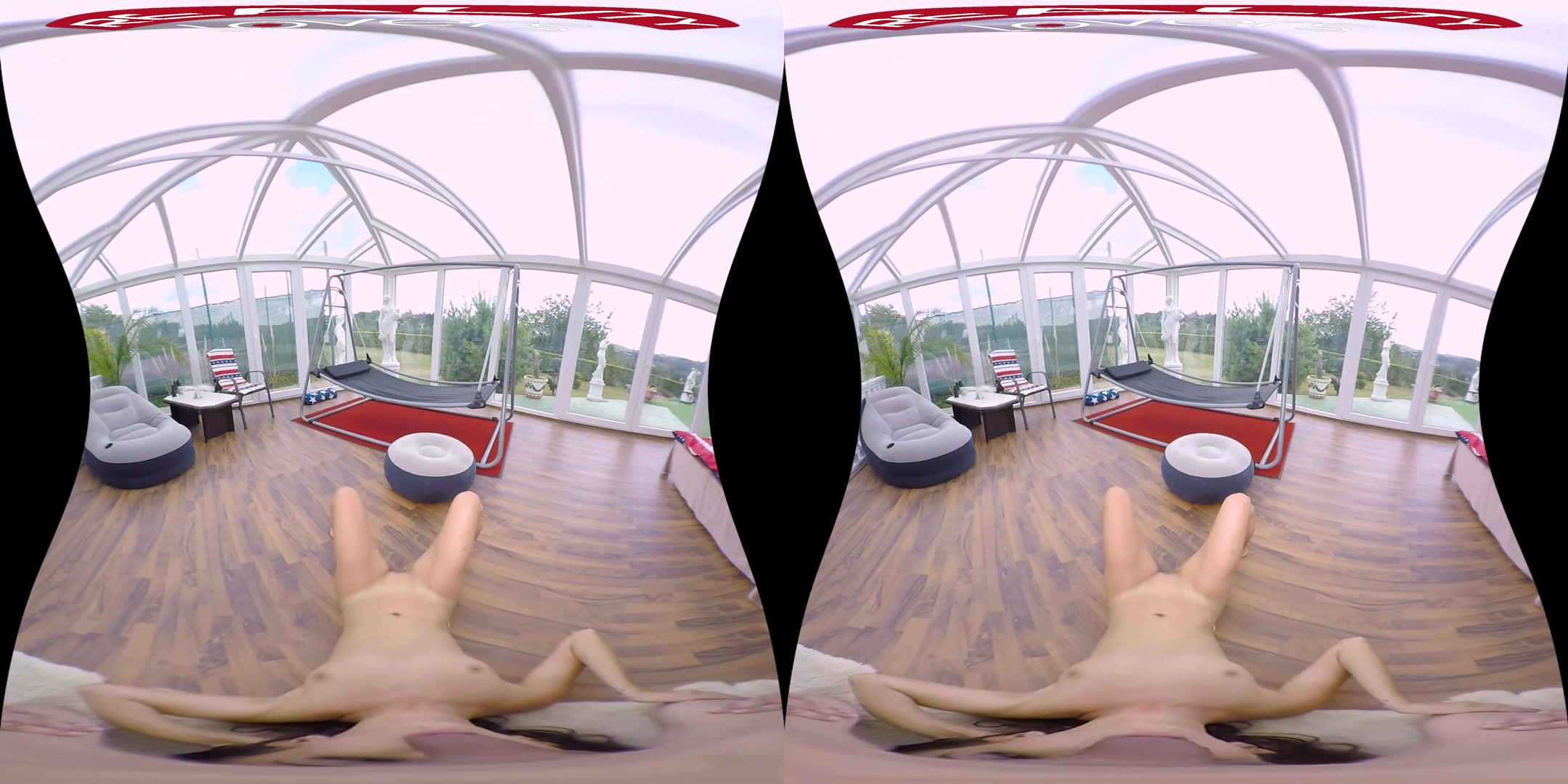 Seducing The Poolboy - RealityLovers