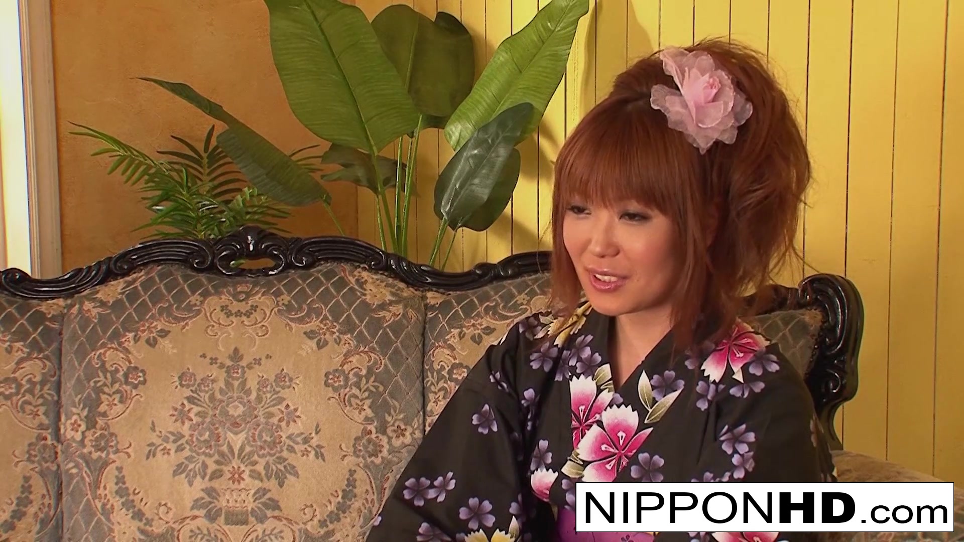 Asian Hottie Takes Off Her Kimono For Fucking - NipponHD