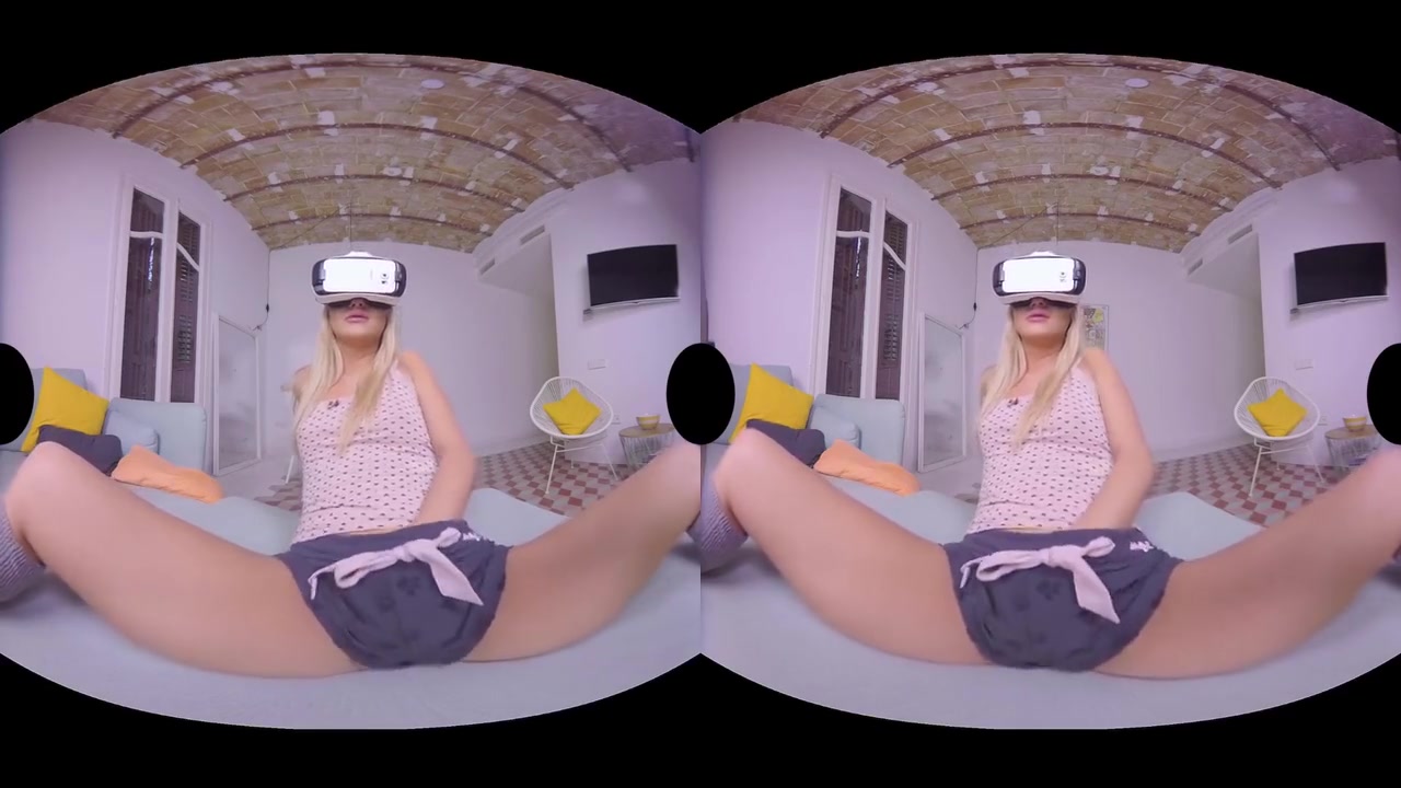 Vr Chick With Cayla Lyons