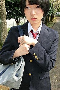 Maika Hizumi