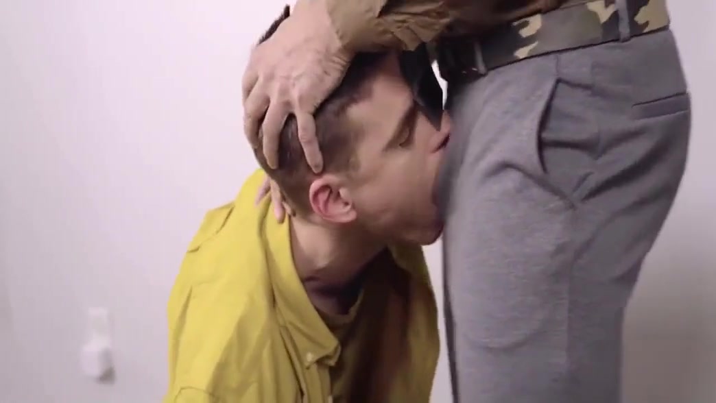 Horny Stepdaddy Banging His Stepsons Ass Mercilessly - Dadperv 8 Min
