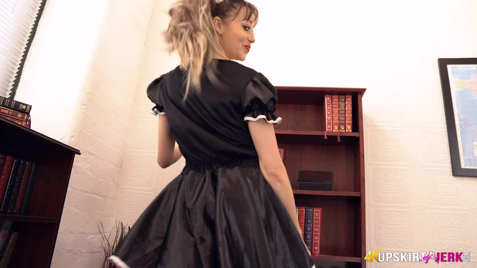 Jenny "Dirty Cleaning" - UpskirtJerk