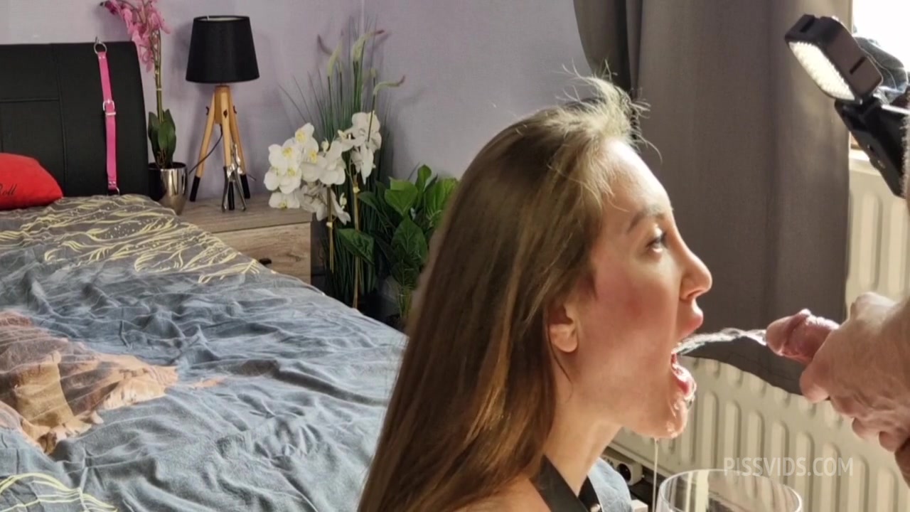Julia Maze Piss in mouth & anal scene BTS - 2nd Cam angle BONUS FOOTAGE - PART 1 [WET] - PissVids