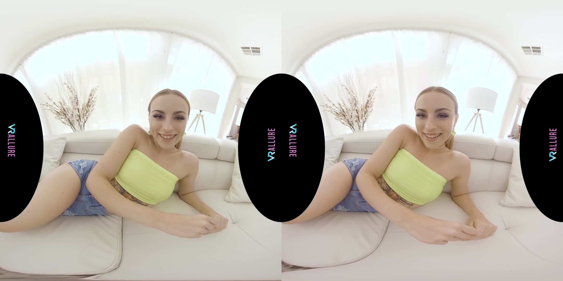 Good Things Come In Small Packages! - Petite Babe Fucks her Tommy Torso