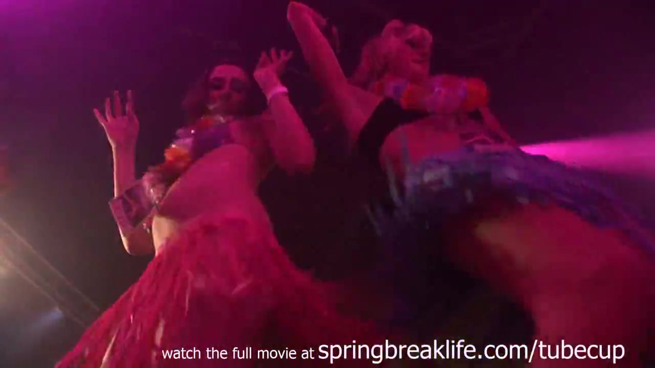 SpringBreakLife Video: Girls In Hula Skirts