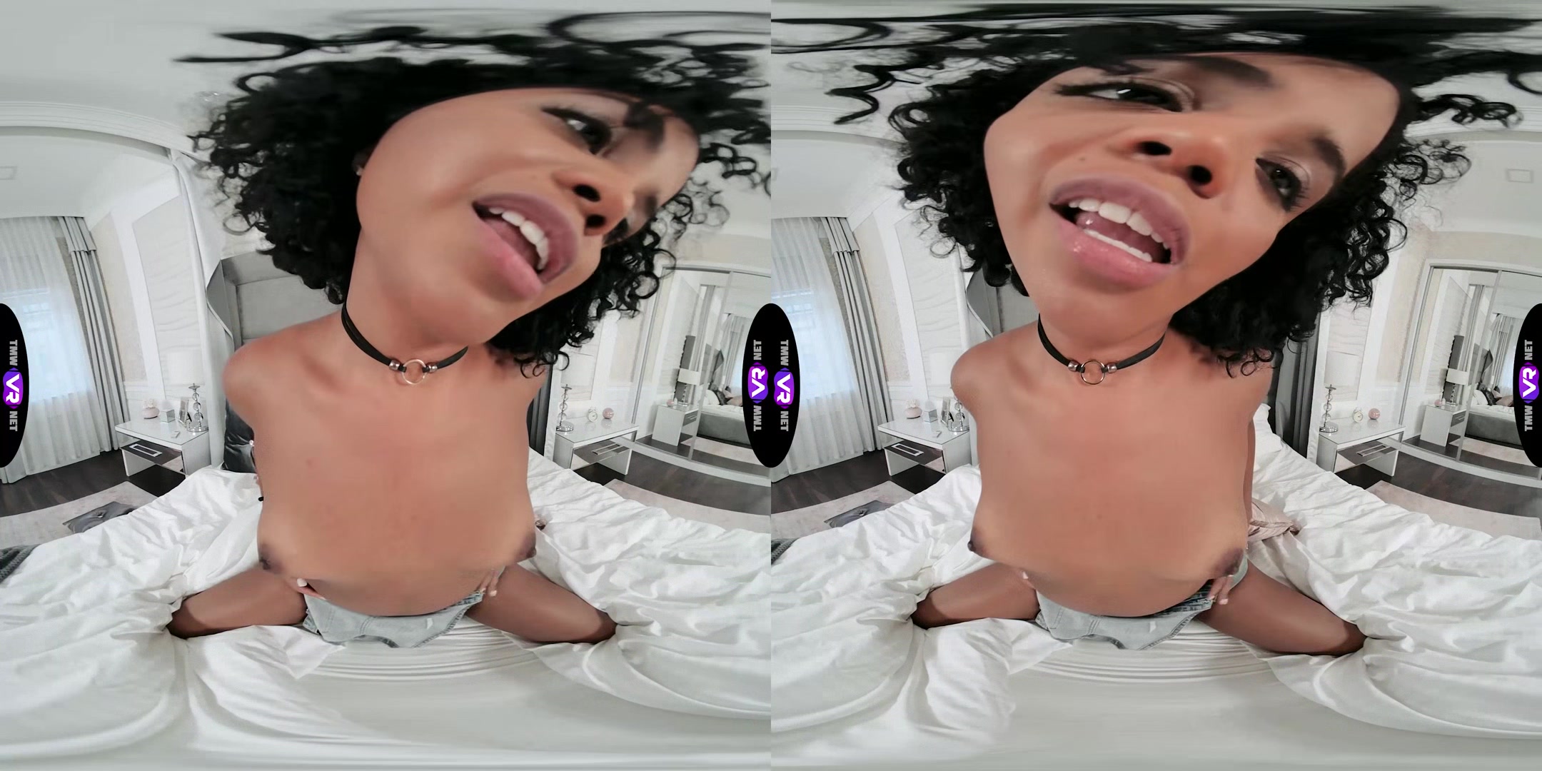 Bored and sex-hungry ebony