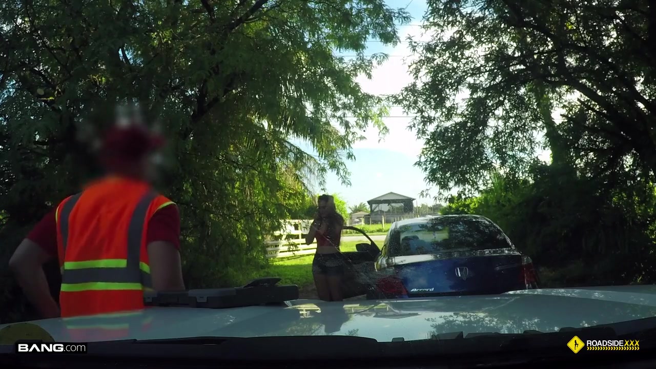 Cheats On Her Beau With A Mechanic To Get Her Car Fixed - Mia Nicole