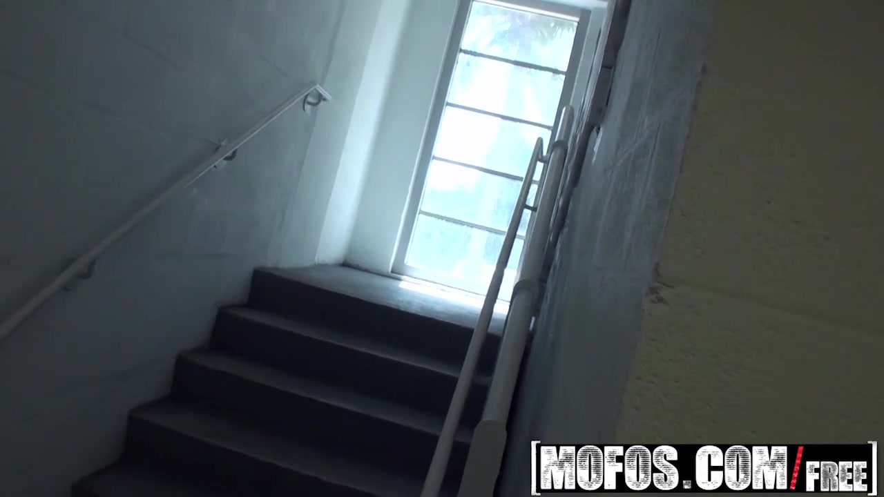 Mofos - Latina Sex Tapes - Crystal Lopez - Balling Crystal