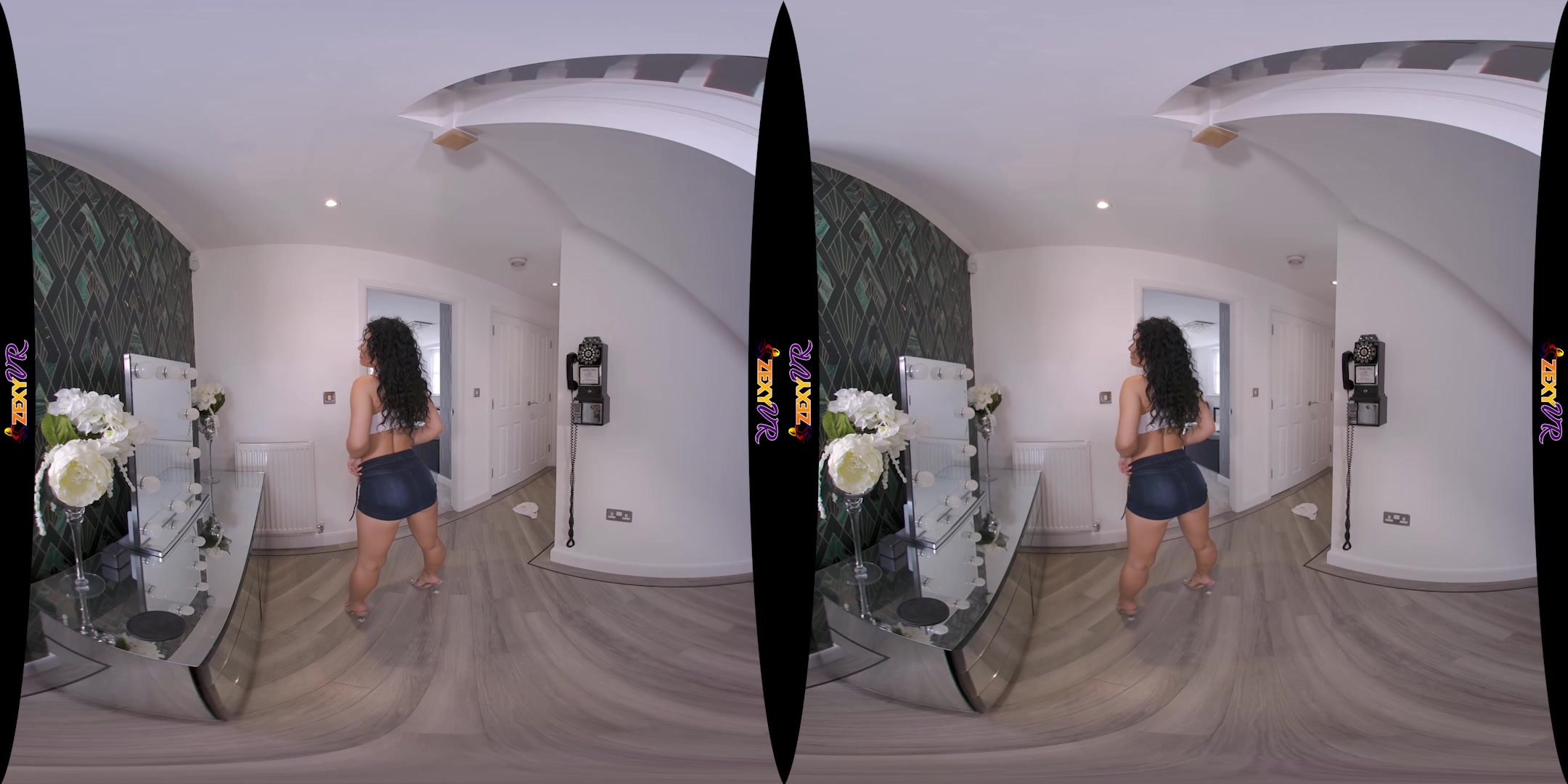Dancing Fun featuring Chelsea Essex - ZexyVR