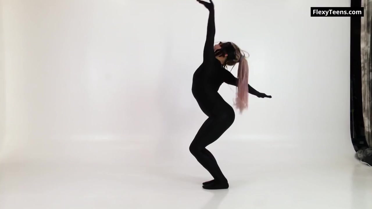 Black Latex And Braids Very Hot Russian Flexible Teenie