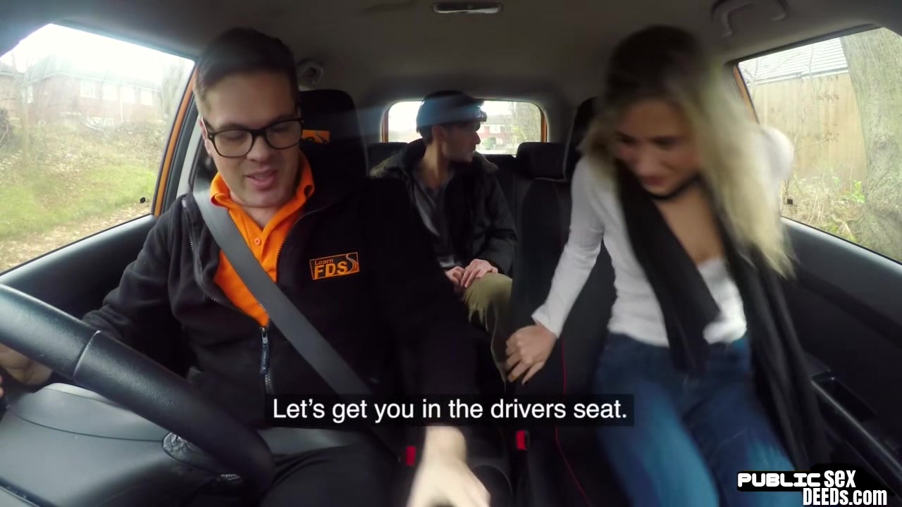 Squirting UK babe rides in both ways during duo in the car