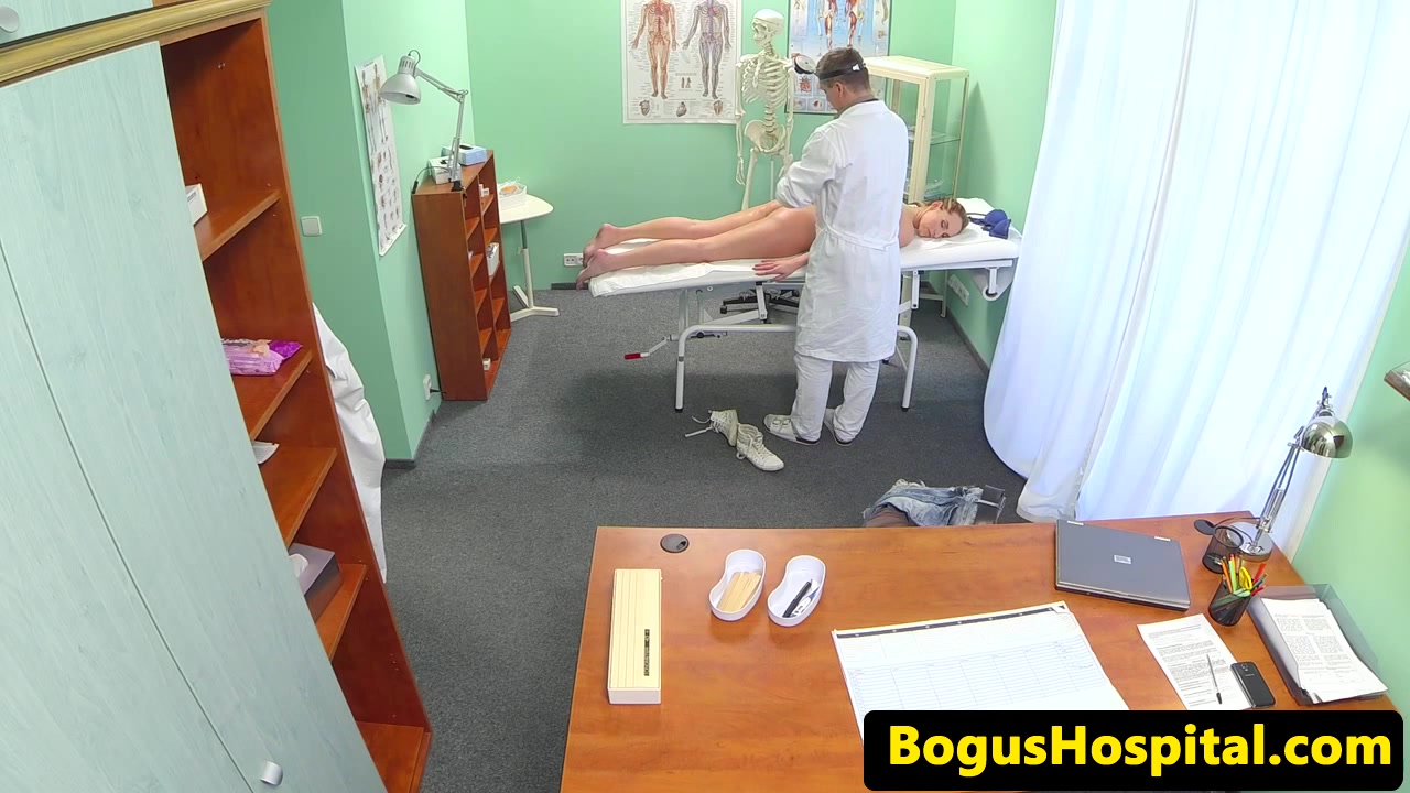 Real patient doggystyle fucked in doctors office