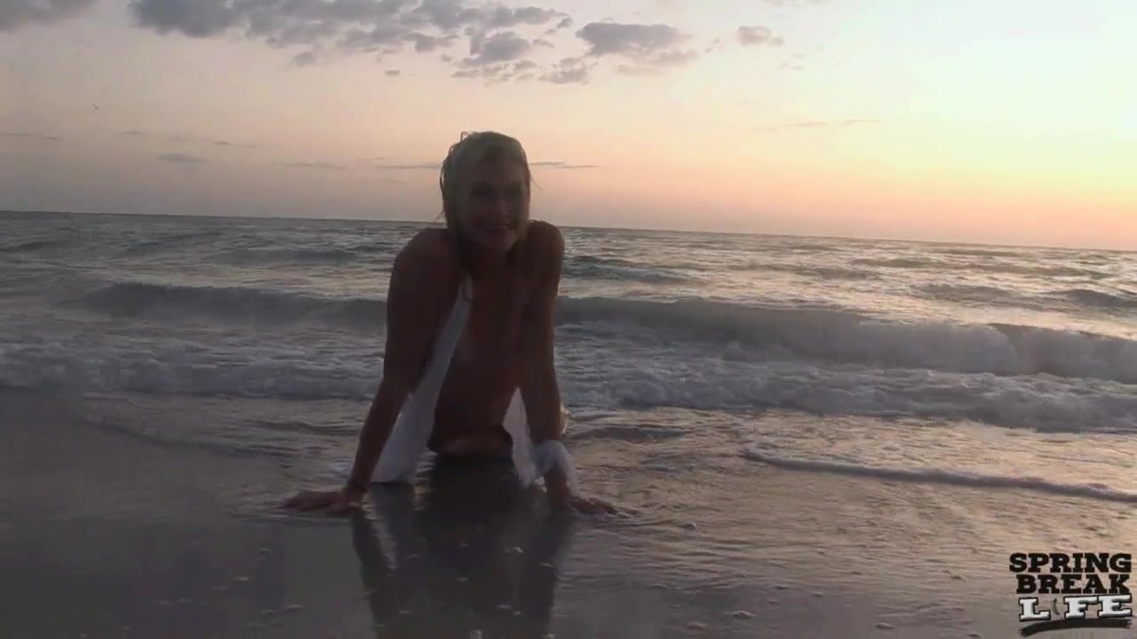 Super Skinny Blonde Playing Naked in the Gulf of Mexico - SpringbreakLife