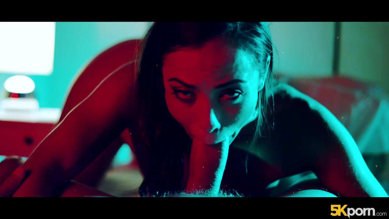 Strip For You - 5KPorn
