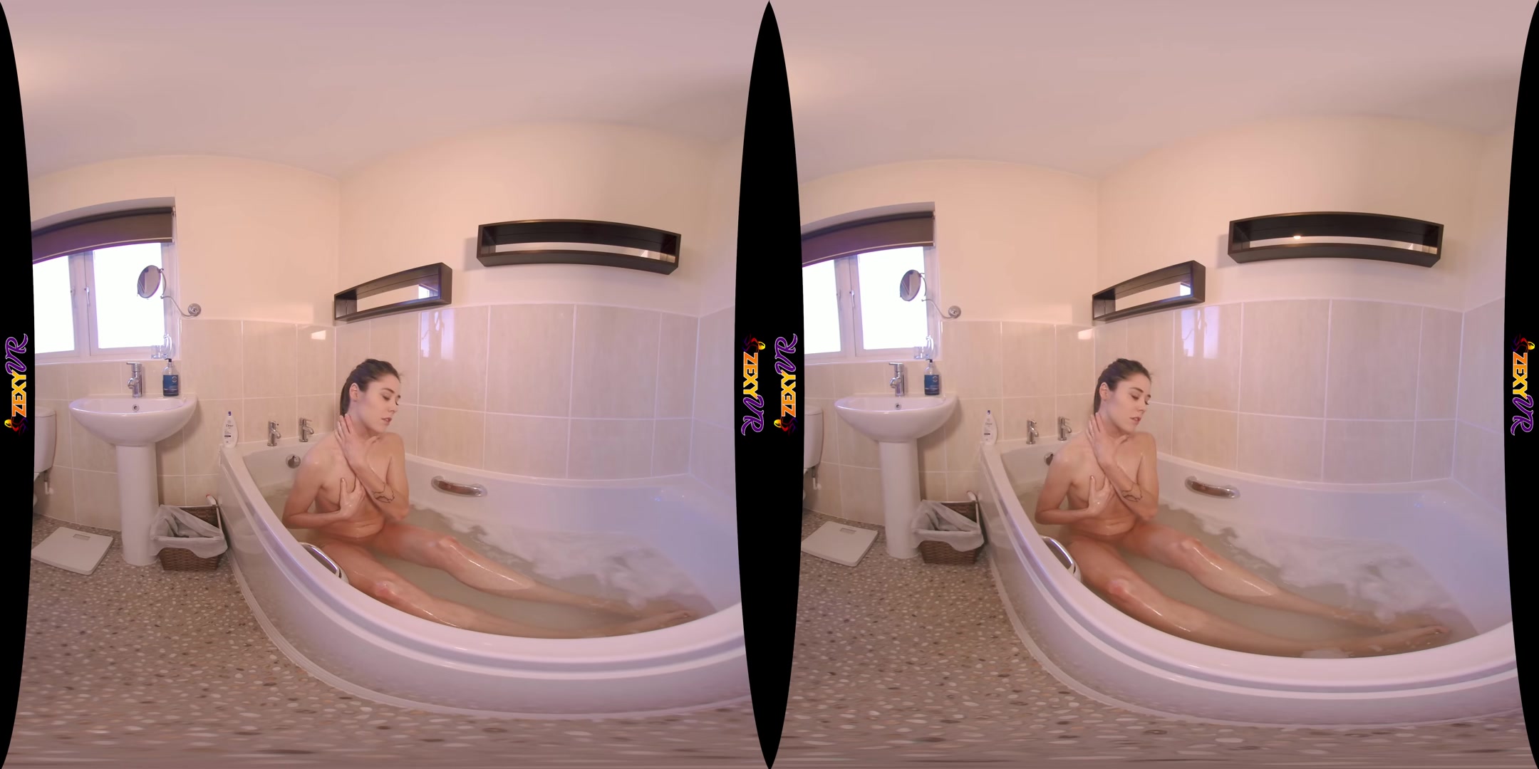 Watch Me Soak - ZexyVR