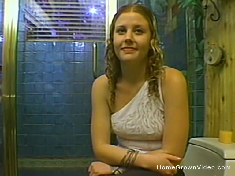 Amateur handjob in the bathroom