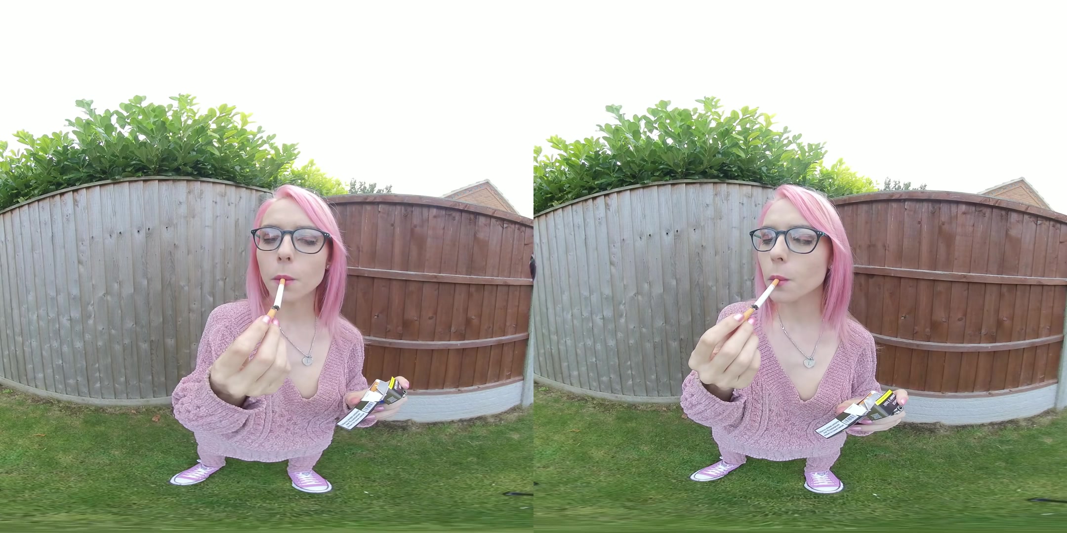 Chloe Toy - Smoking In The Garden - VRSmokers