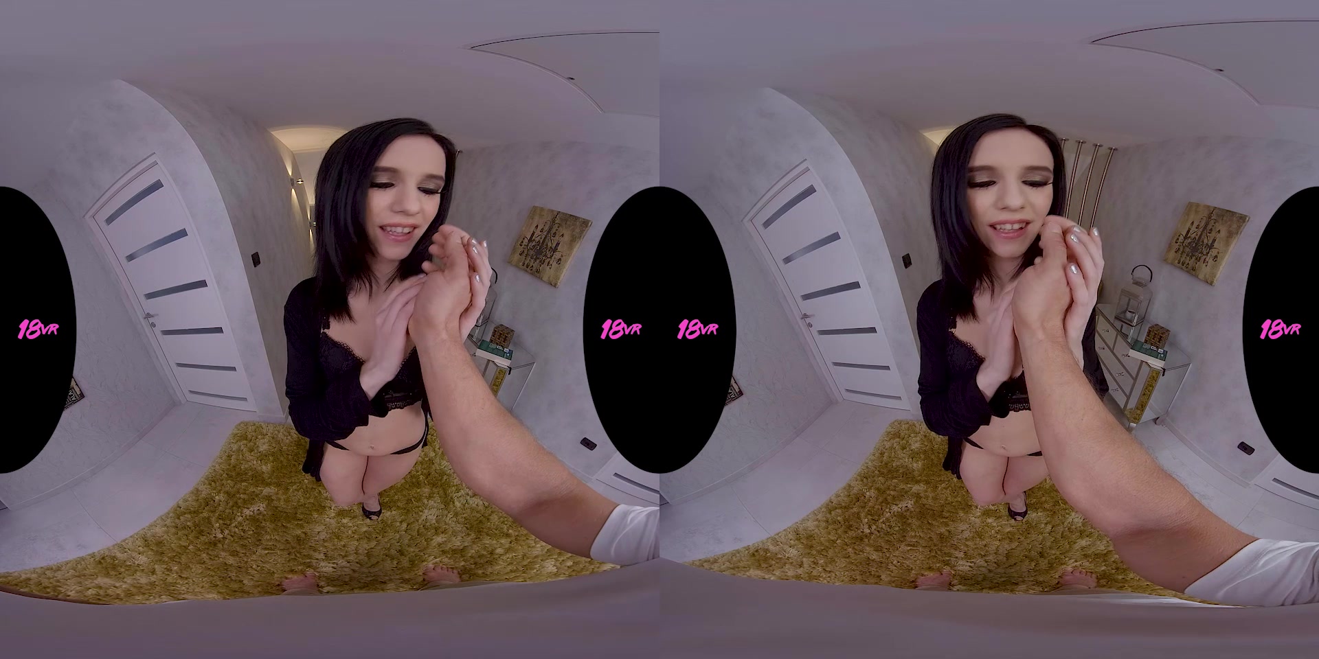 Nikki Fox & Julia Red in Femmes Fatales - 18VR