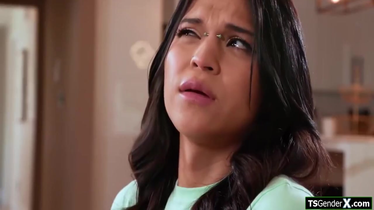 I Want To Fuck The Babysitter - Draven Navarro, New Trans And Antonella Morena