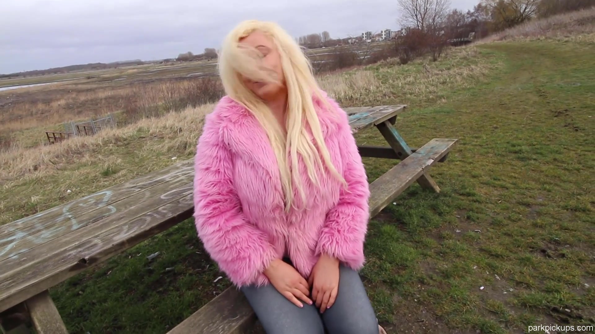 Barbie Swede Suck Cock In Public - Sex Movies Featuring Svenskporr