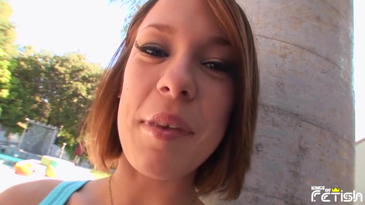 teen 18+ Brunette Shows Her Beautiful Body At Outdoor Casting