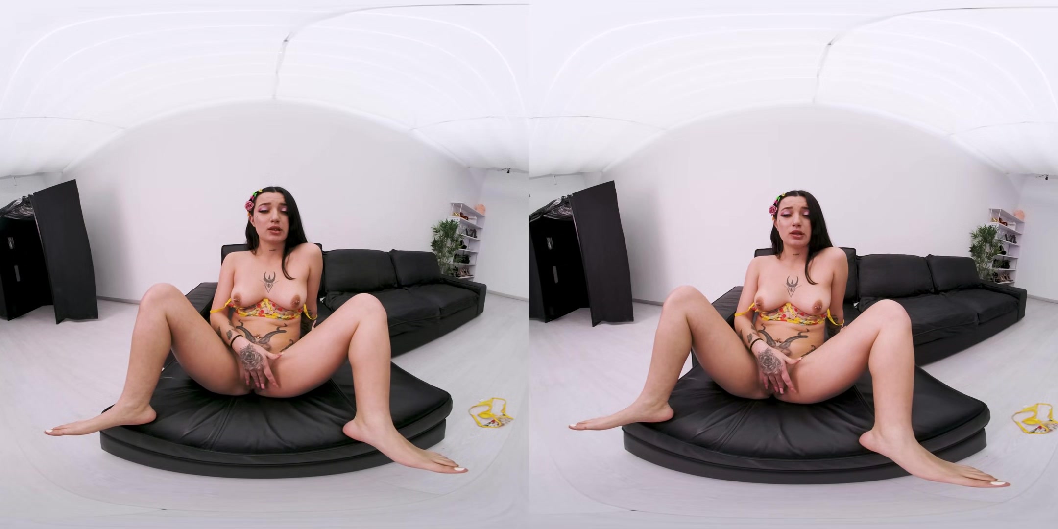 Lustful Girl Devouring Cum At The Gloryhole