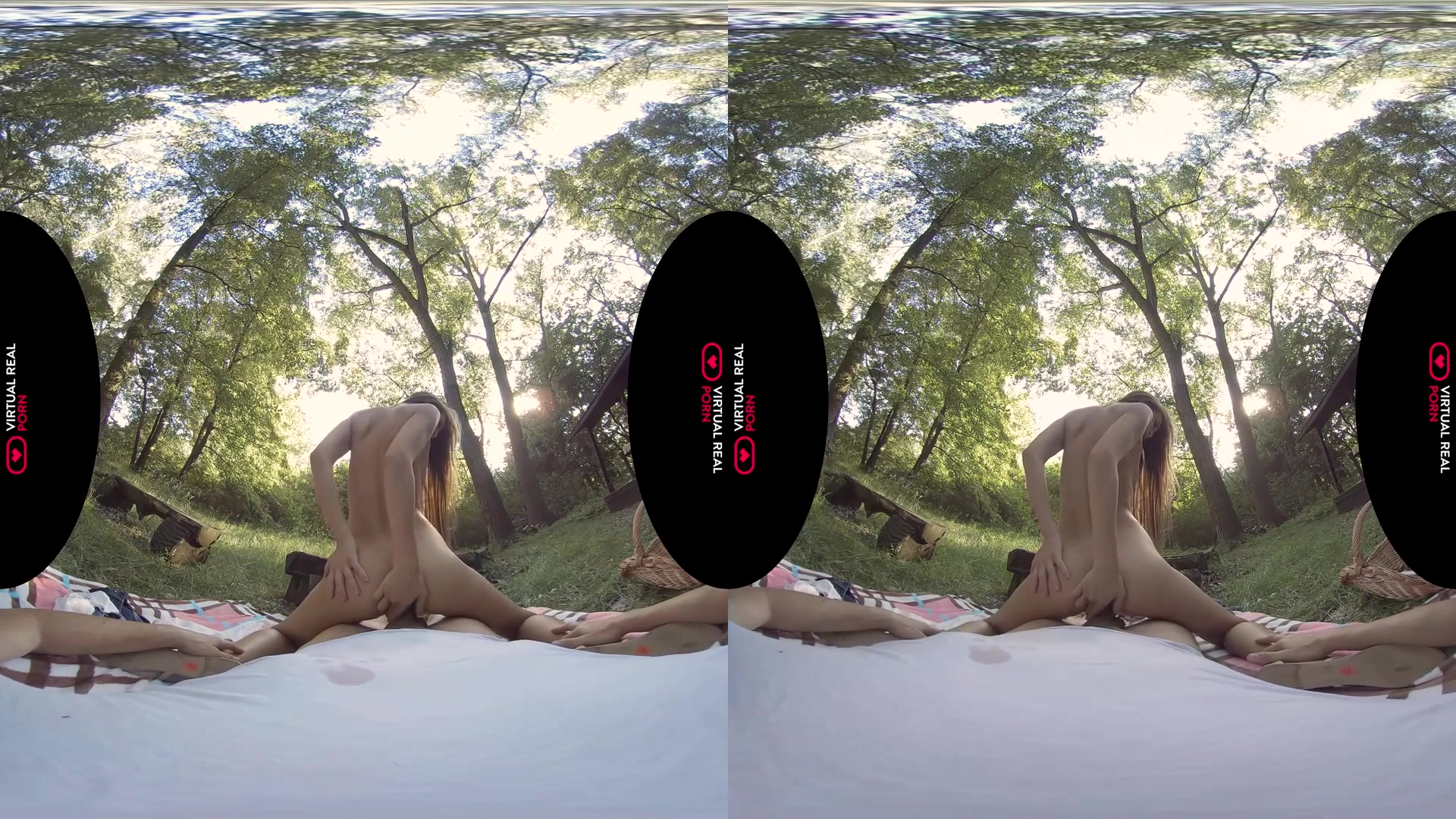 Au Naturel - VirtualRealPorn