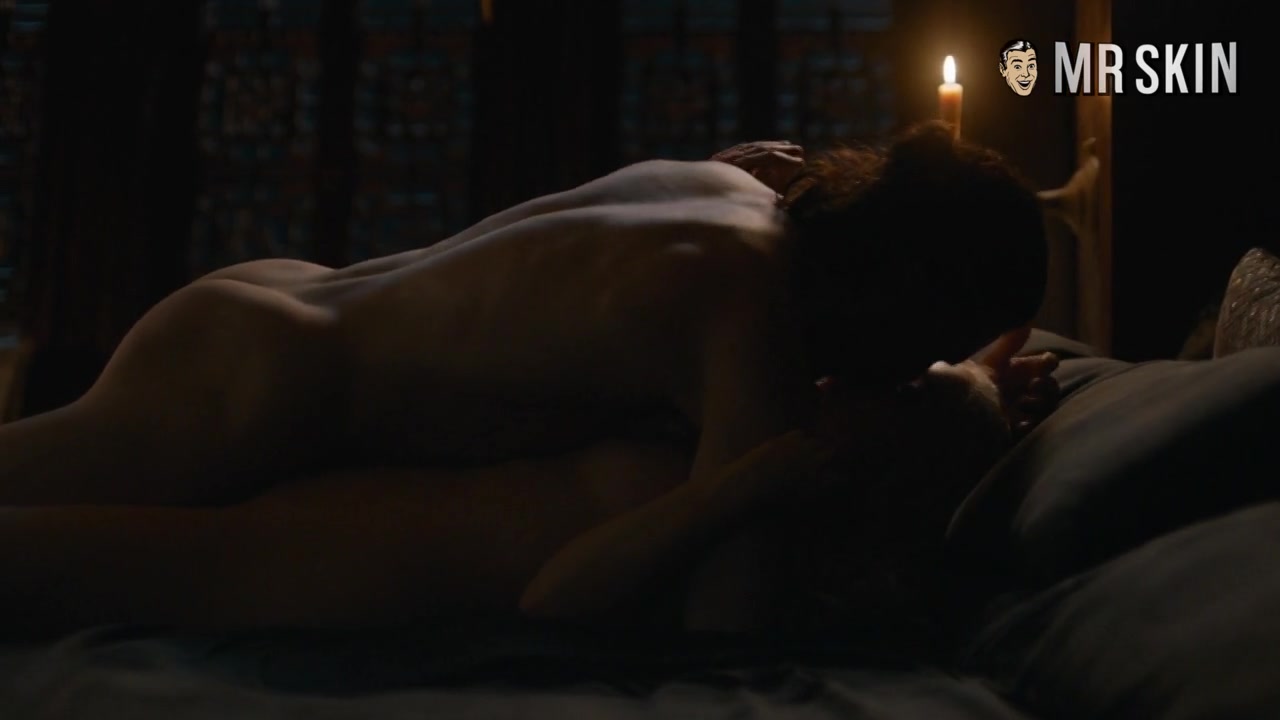 Best Of: Emilia Clarke - Mr.Skin
