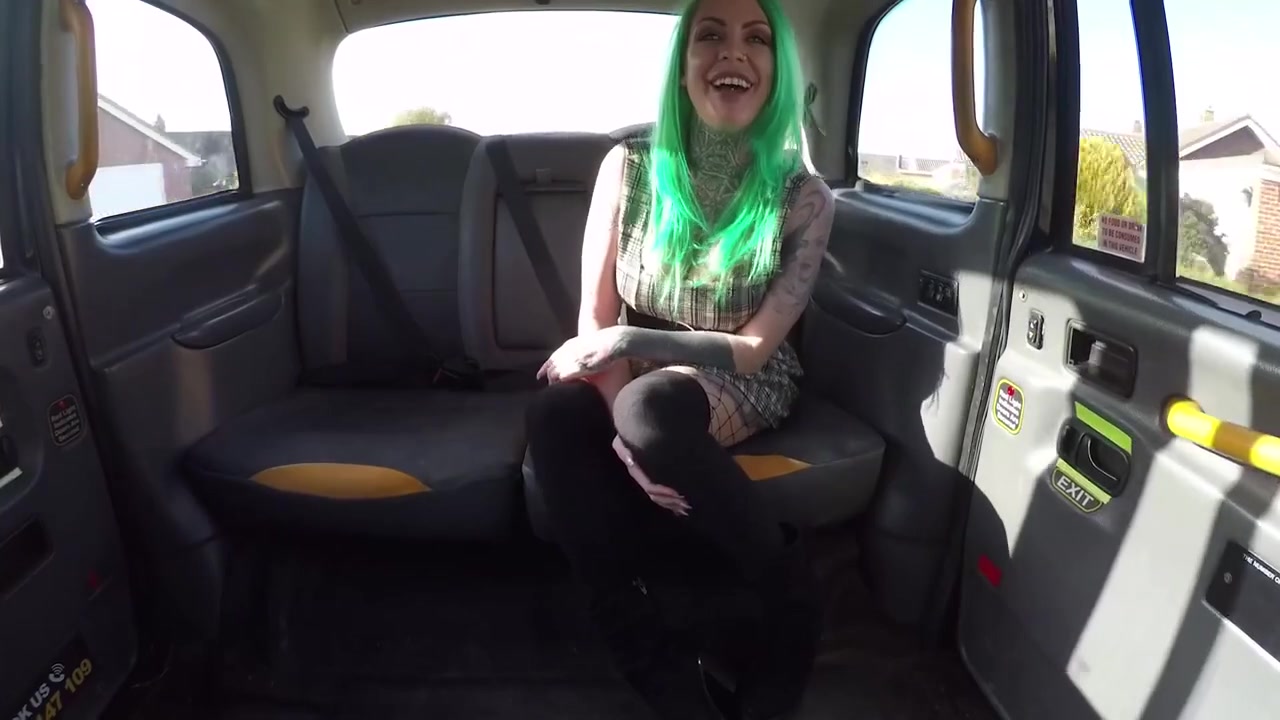 Madison Phoenix In Green Haired Alt Girl Hardcore Porn Video