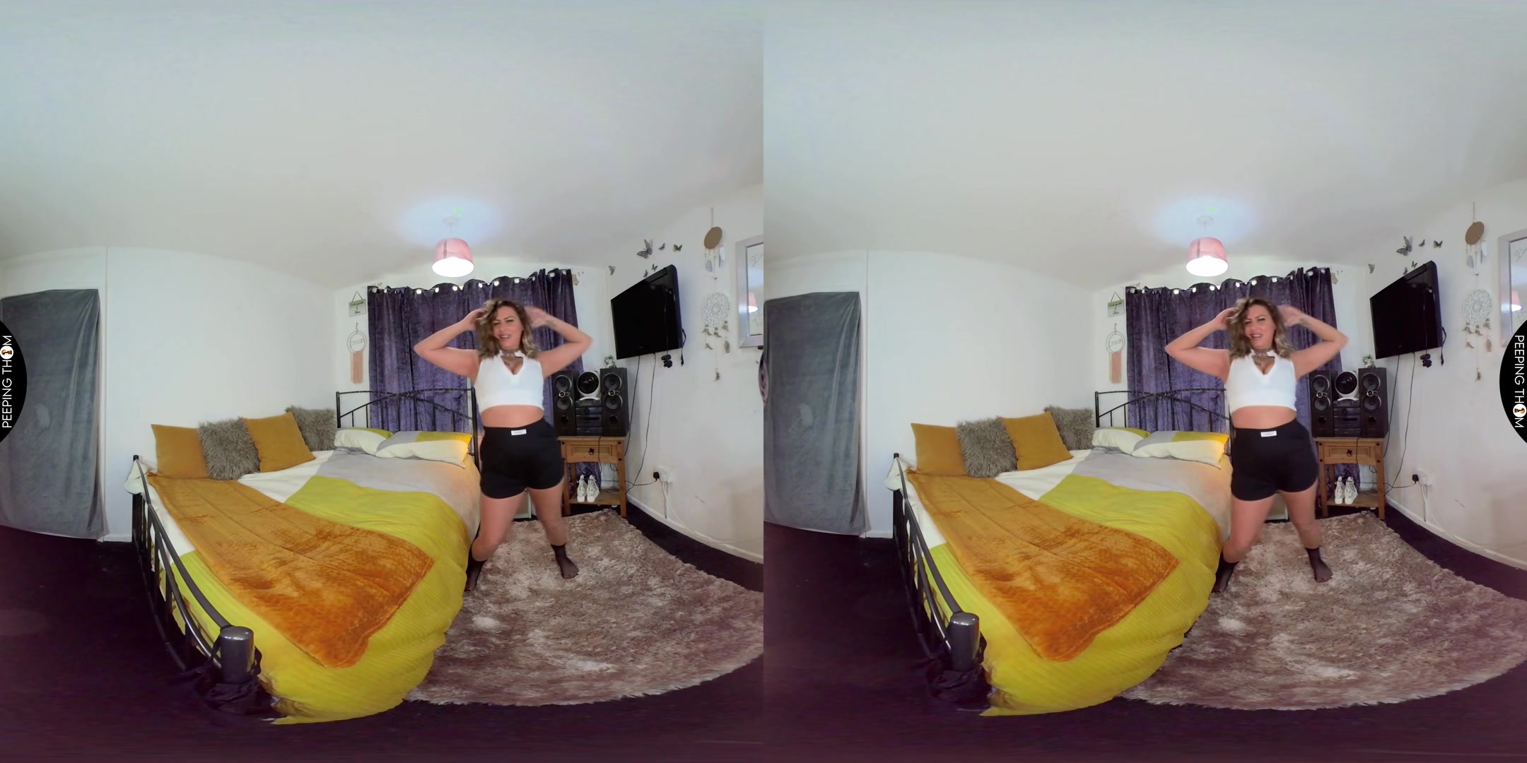 Ebony Louise - teen 18+ Squirter - PeepingThom