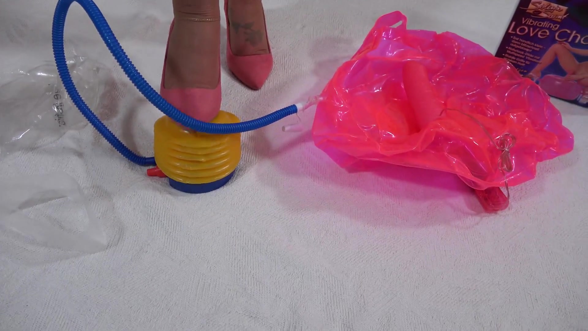 Inflatable Love Chair Pt1 - TacAmateurs