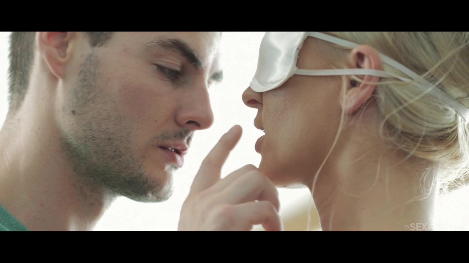 Blindfolded Passion - Uma & Nick Wolanski - SexArt